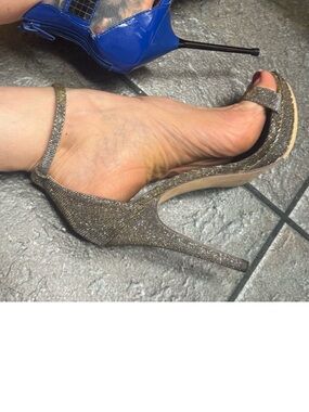 Metallic Glitter Ankle-Strap High Heels - Silver US 8